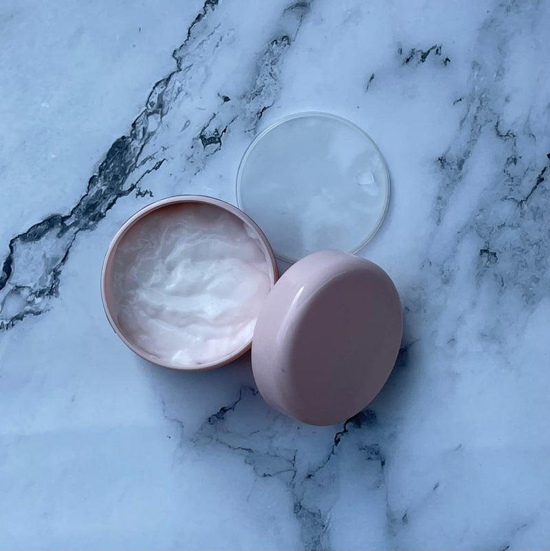 Mira Aura Beauty Acne Face Cream Fight breakouts with acne products designed to help you achieve clearer, healthier looking skin. Mira Aura Beauty Acne Face Cream, Acne treatment, Acne remedy, Acne face remdy, cistic acne set, cistic acne remedy. face acne, itchy acne, acne products for sale. 